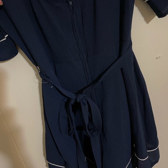 NWOT Trixxi Short Blue Romper Size Medium - Picture 3 of 5